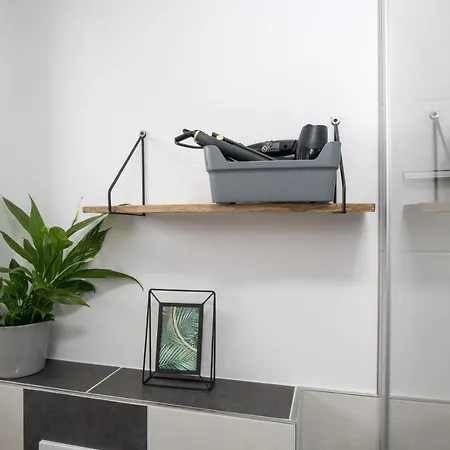 Apartament Stillvolle Bei Koeln / Bonn Flughafen *