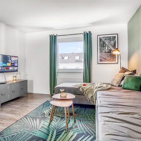 Stillvolle Bei Koeln / Bonn Flughafen Apartament