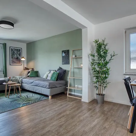 Stillvolle Bei Koeln / Bonn Flughafen Lohmar