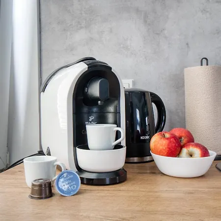 Stillvolle Bei Koeln / Bonn Flughafen *