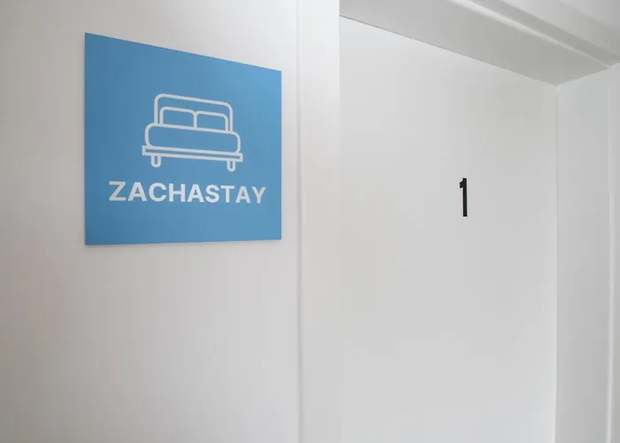 Stillvolle Bei Koeln / Bonn Flughafen *