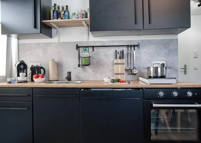 Stillvolle Bei Koeln / Bonn Flughafen