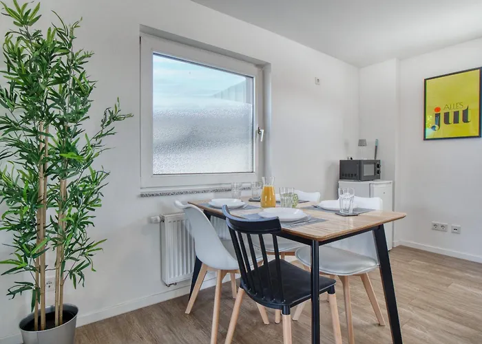 Stillvolle Bei Koeln / Bonn Flughafen Lohmar